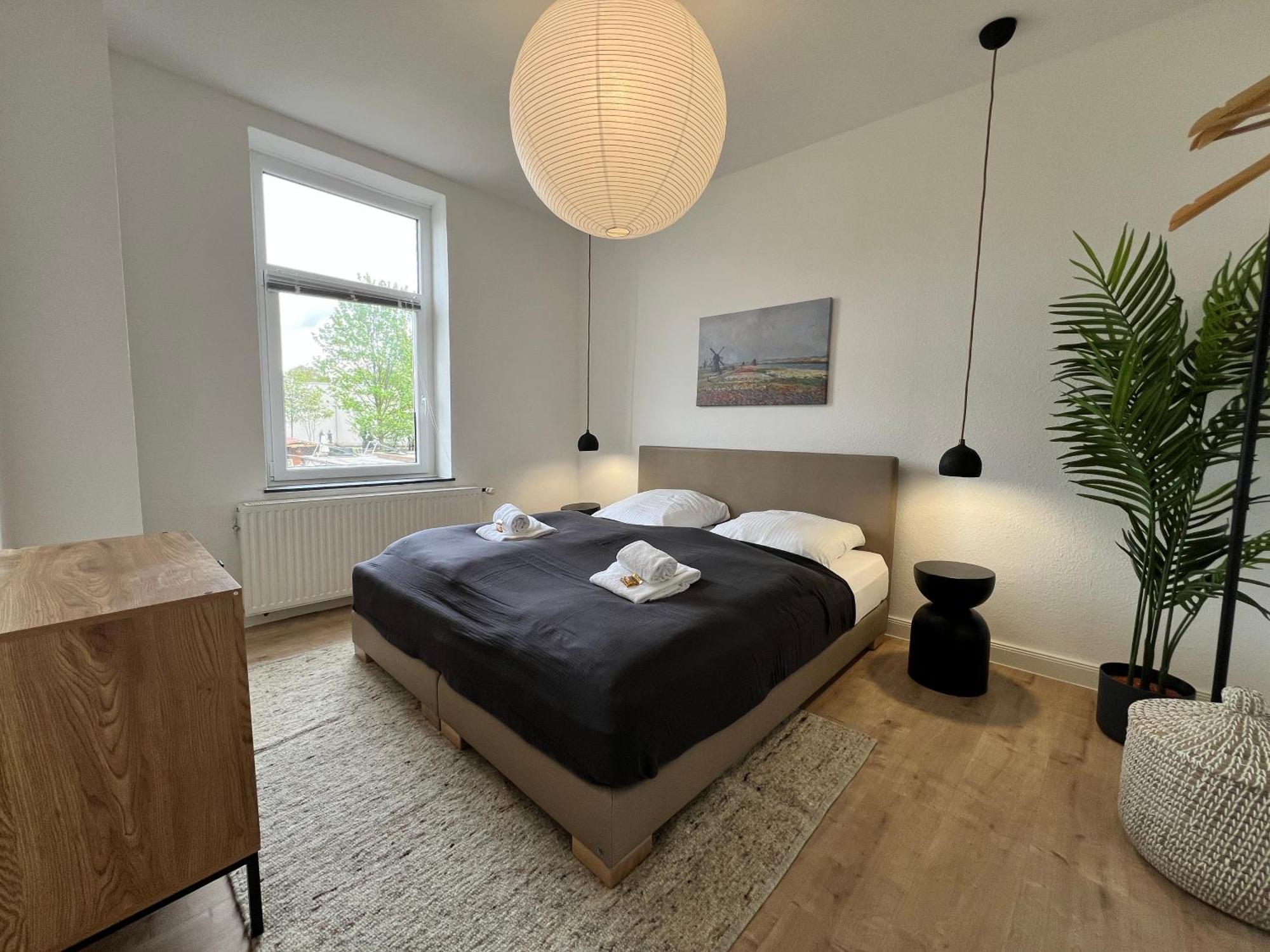 Bright Elzer Strasse Apartment ฮิลเดสไฮม์ ภายนอก รูปภาพ
