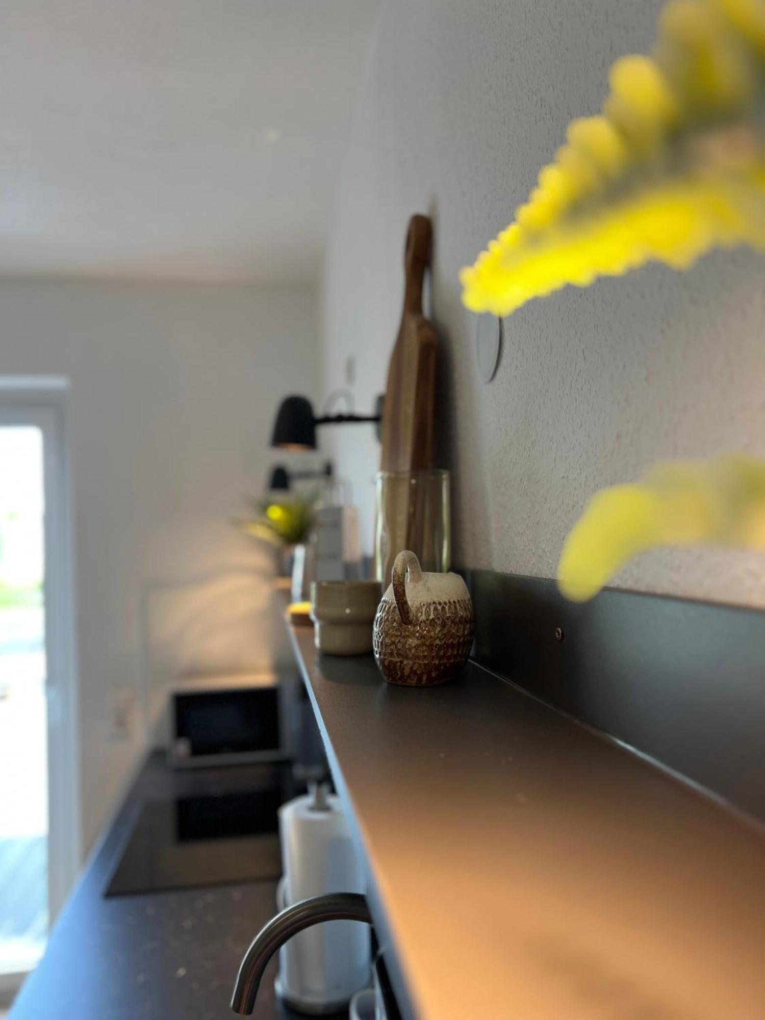 Bright Elzer Strasse Apartment ฮิลเดสไฮม์ ภายนอก รูปภาพ