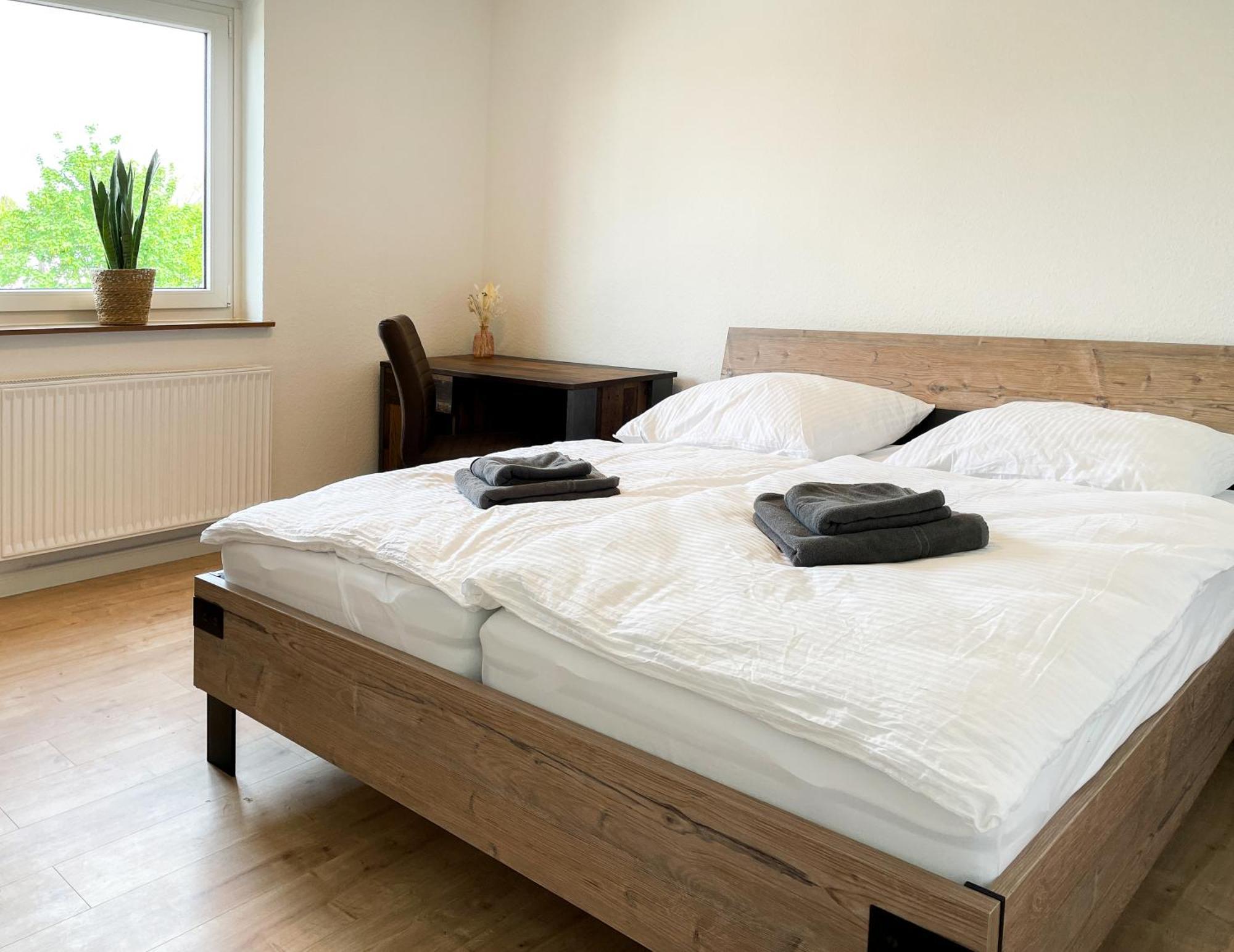 Bright Elzer Strasse Apartment ฮิลเดสไฮม์ ภายนอก รูปภาพ